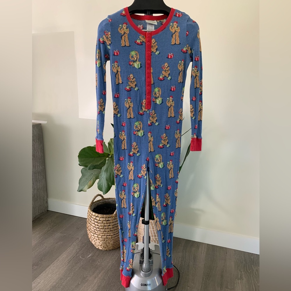 Star Wars Chewbacca One Piece Holiday Pajamas / Adult Size Small - Picture 2 of 12